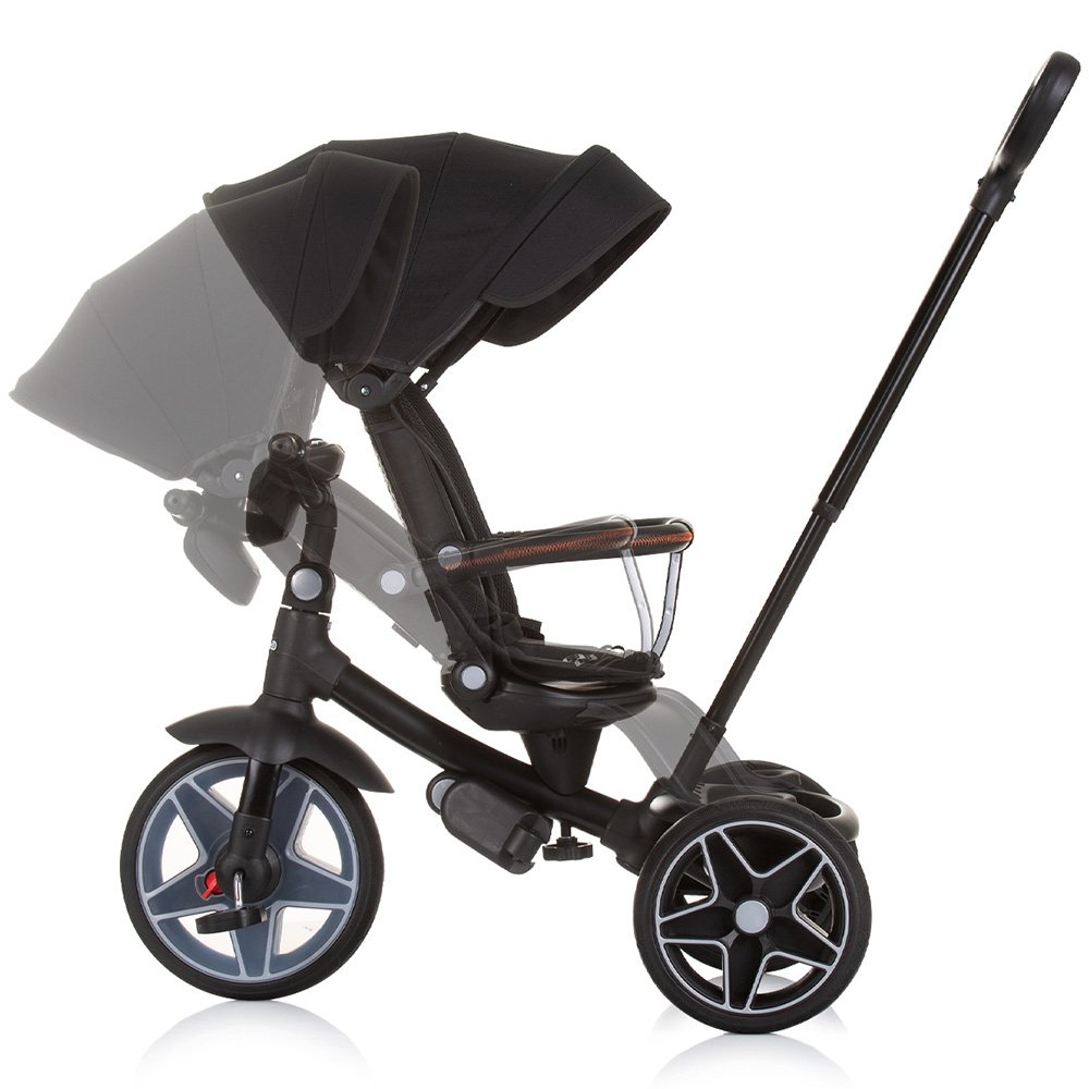 Tricicleta pentru copii Chipolino Derby obsidian, cu copertina si sezut reversibil , spatar reglabil, pozitie somn,frana, suport pentru picioare, maner cu control al directiei, jucarie cu muzica si lumini Tricicleta pentru copii Chipolino Derby obsidian, cu copertina si sezut reversibil , spatar reglabil, pozitie somn,frana, suport pentru picioare, maner cu control al directiei, jucarie cu muzica si lumini