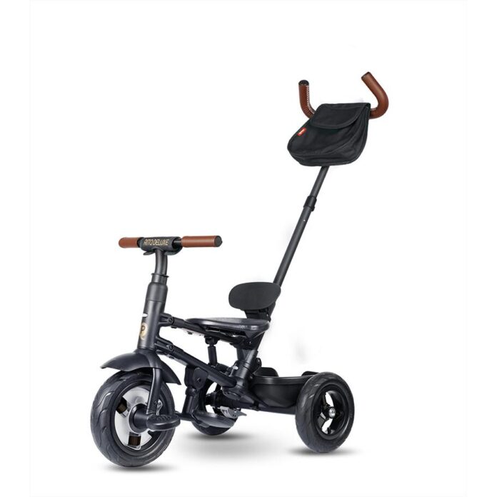 Tricicleta pentru copii QPlay Rito Deluxe maro, pliabila, cu scaun inalt, matlasat, ajustabil in 2 pozitii, maner cu control al directiei, frana dubla, copertina XXL, detalii de piele ecologica
