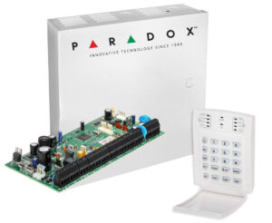 KIT Sistem de alarma 8 zone Paradox SP6000, cu tastatura LED, SP6000_K10 KIT Sistem de alarma 8 zone Paradox SP6000, cu tastatura LED, SP6000_K10
